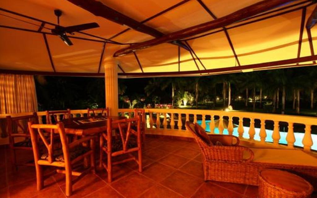 Sunset Villa Boutique Resort Diani Beach Ruang foto